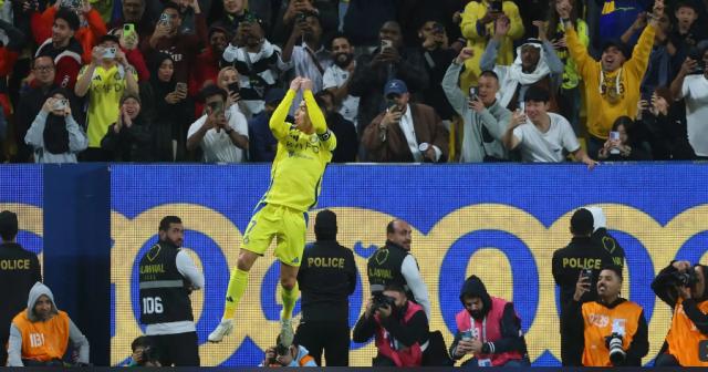 九游官网主页-老而弥坚！30岁-40岁C罗比20岁-30岁C罗多进20球！